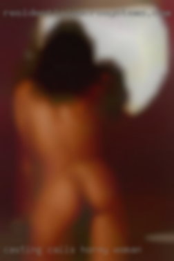 Casting calls me while masturbating horny woman.