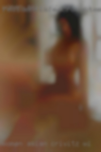 Women asian midelaged sexy nude in Crivitz, WI.